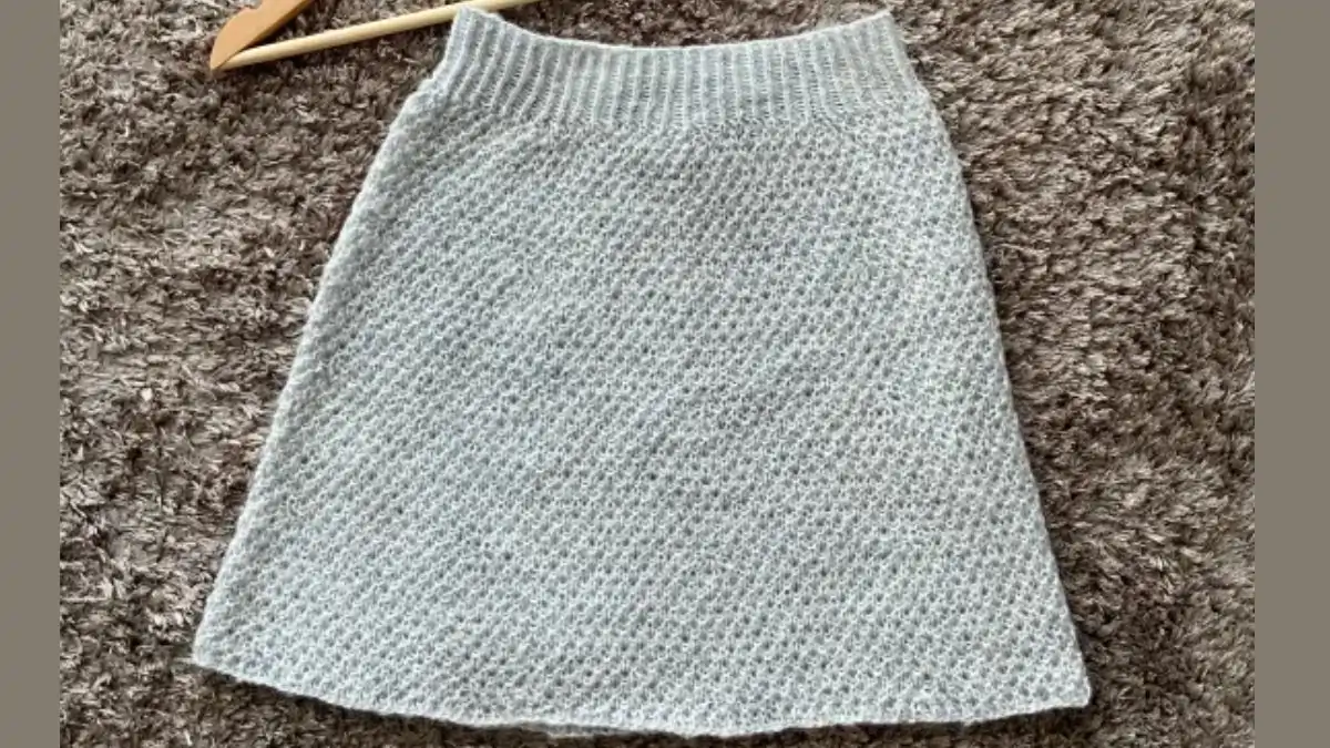 knit-mini-skirt