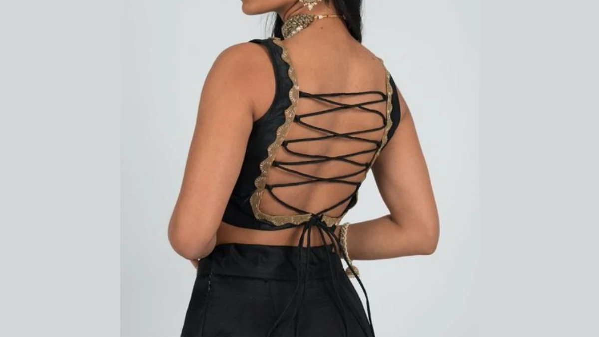 backless-dori-blouse