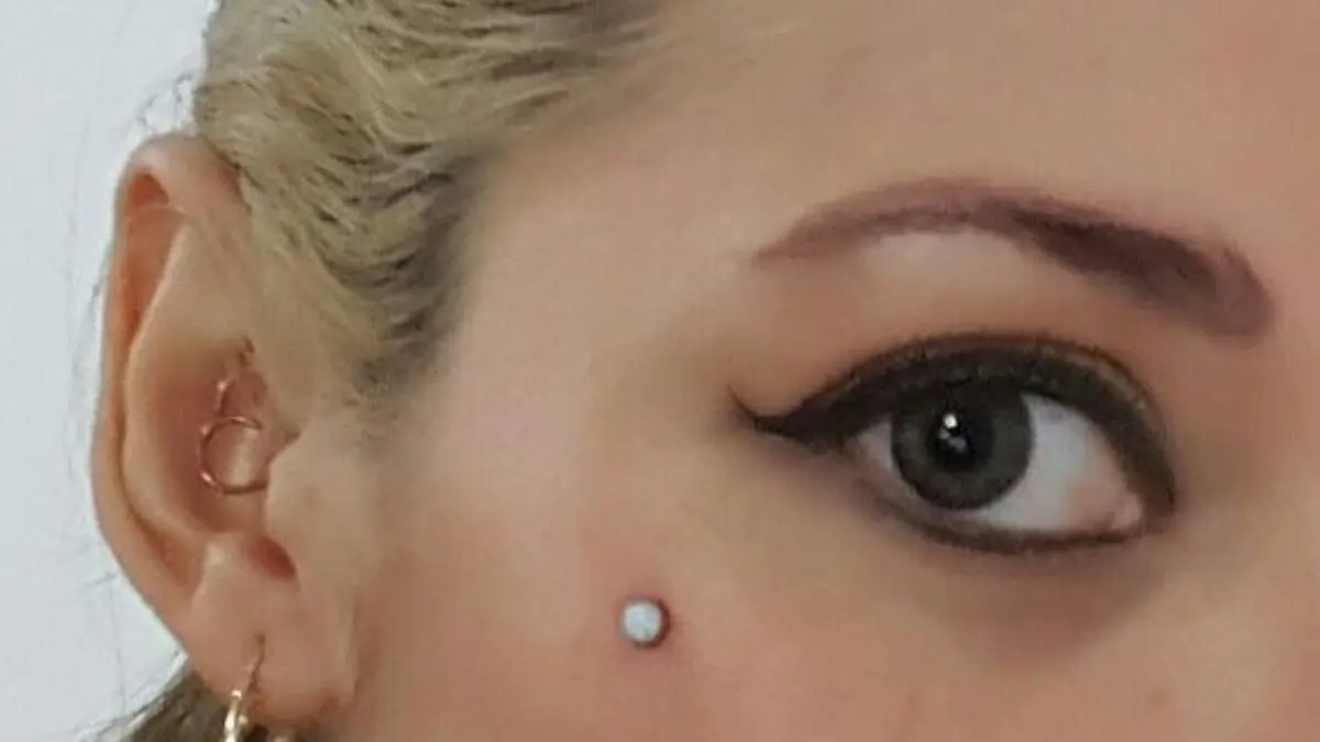 dermal-piercing